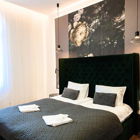 Luxury Apartments Laborca Ujhorod Exterior foto