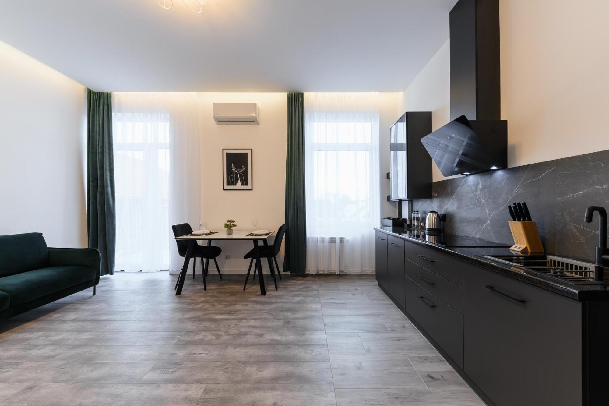 Luxury Apartments Laborca Ujhorod Exterior foto