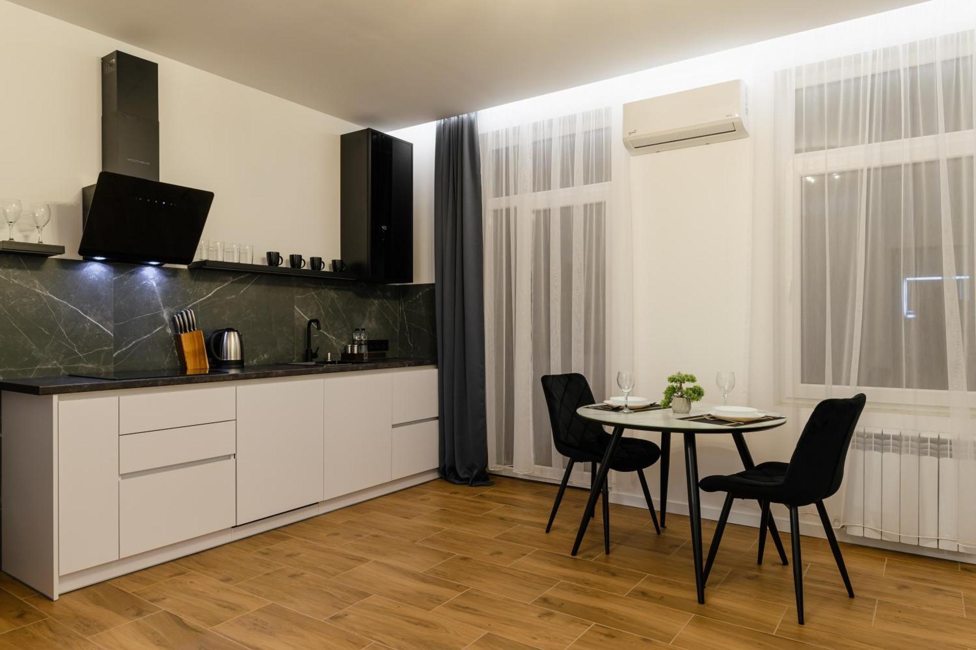 Luxury Apartments Laborca Ujhorod Exterior foto